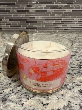 Bath & Body Works: 14.5 Oz 3-Wick Candle: Cherry Almond Shortbread